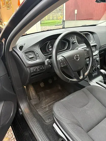Volvo V40 2018 photo 3