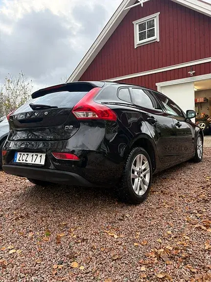 Volvo V40 2018 photo 2