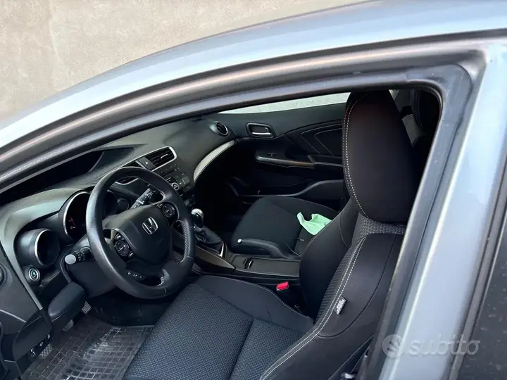 Honda Civic 2016 photo 2