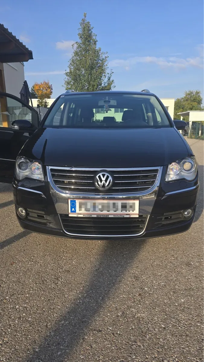 Volkswagen Touran 2007 photo 3