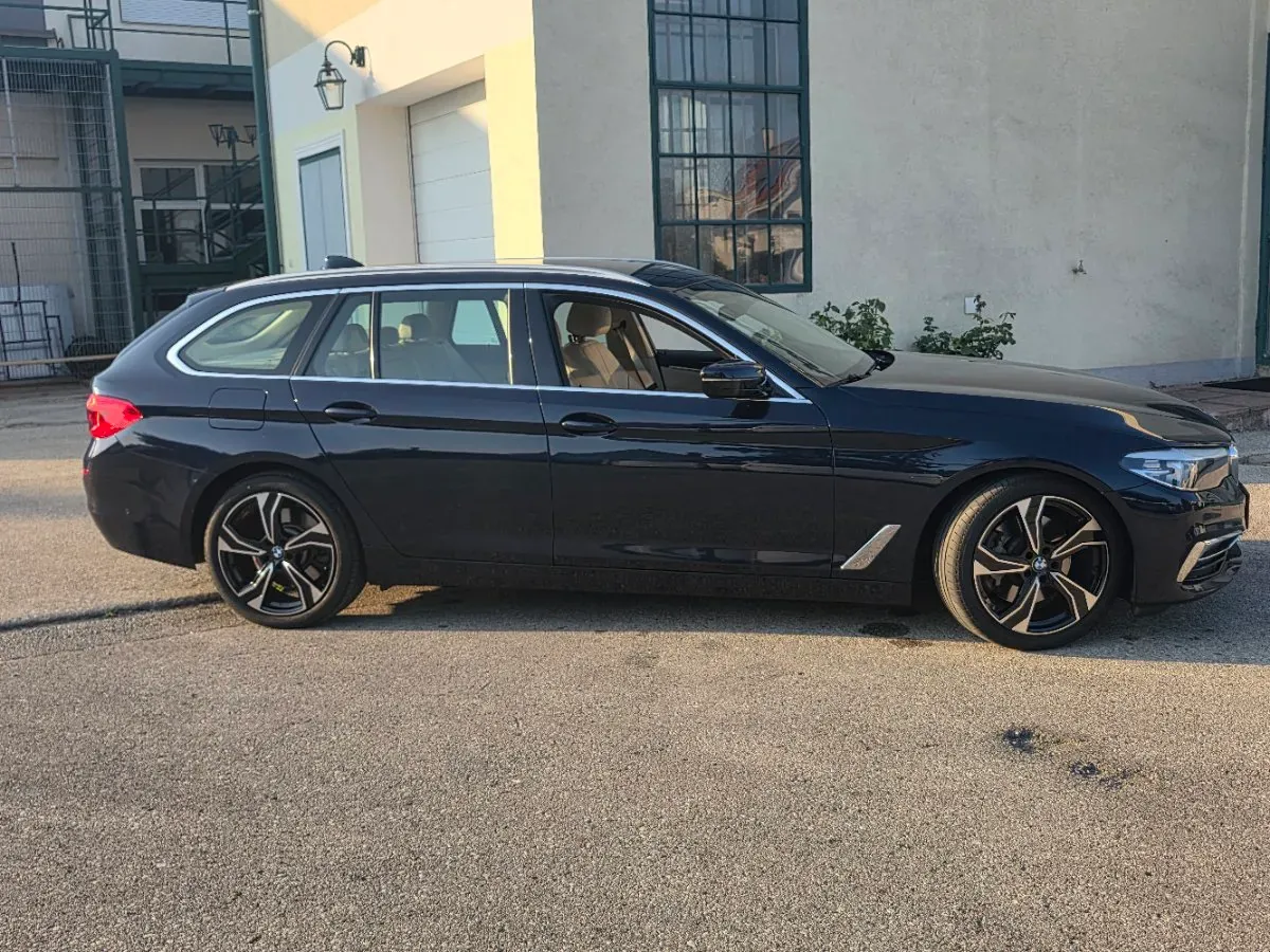 BMW 5 Series 2018 photo 3