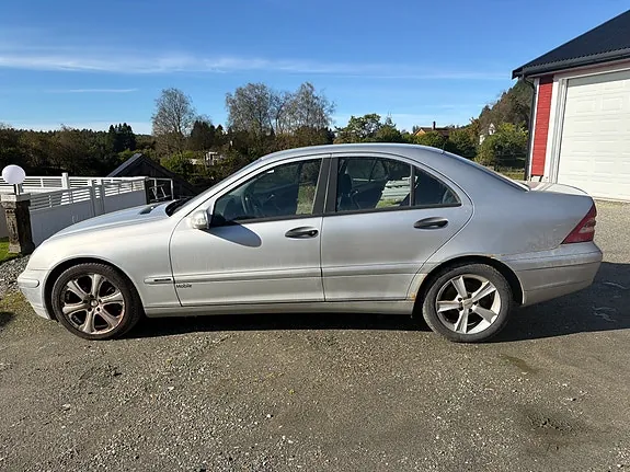 Mercedes-Benz C200 D