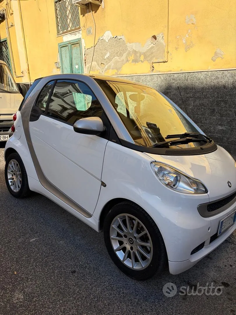 Smart Fortwo 2012 photo 4