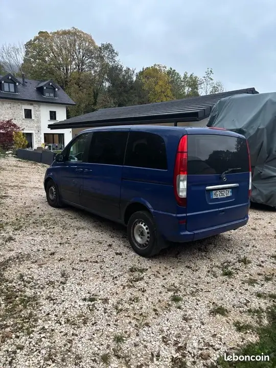 Mercedes-Benz Viano 2005 photo 2