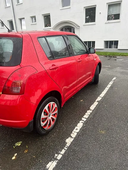 Suzuki Swift 2007 photo 4