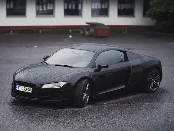 Audi R8 2008 photo 2