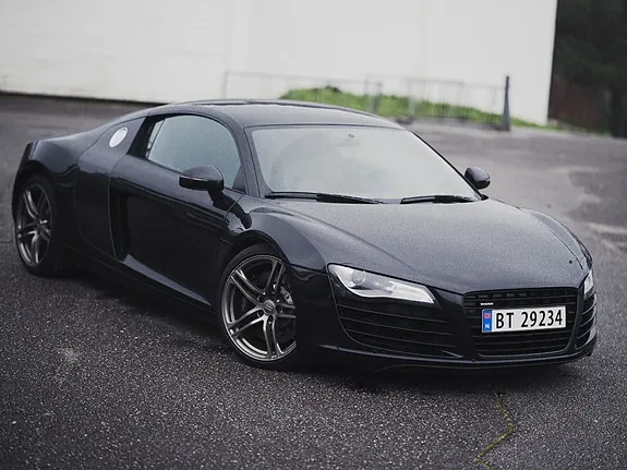 Audi R8 2008 photo 5