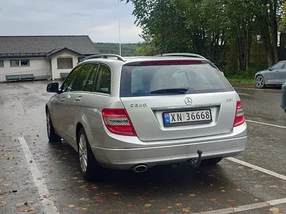 Mercedes-Benz C220 2007 photo 4