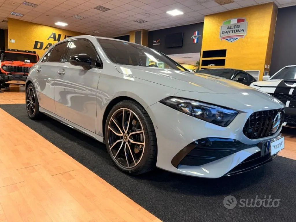 Mercedes-Benz A 180 2025 photo 2