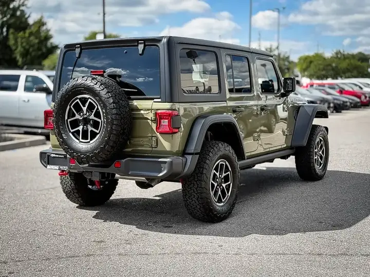Jeep Wrangler 2026 photo 5