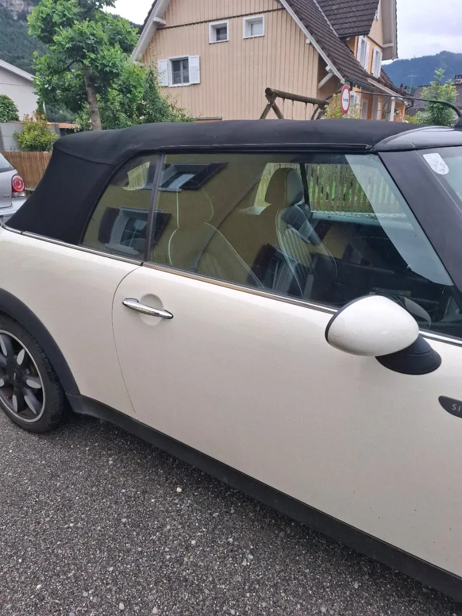 Mini Cabrio 2008 photo 3