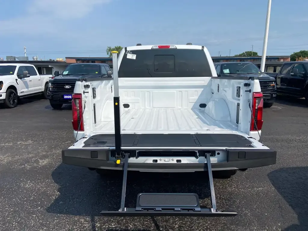 Ford F-150 2026 photo 5