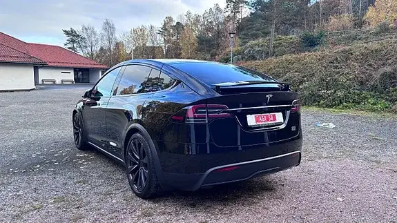 Tesla Model X 2023 photo 5