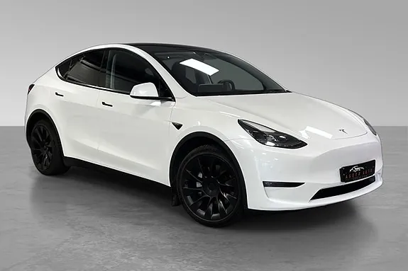 Tesla Model Y 2022 photo 2