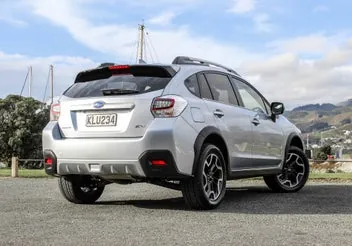 Subaru Xv 2017 photo 4