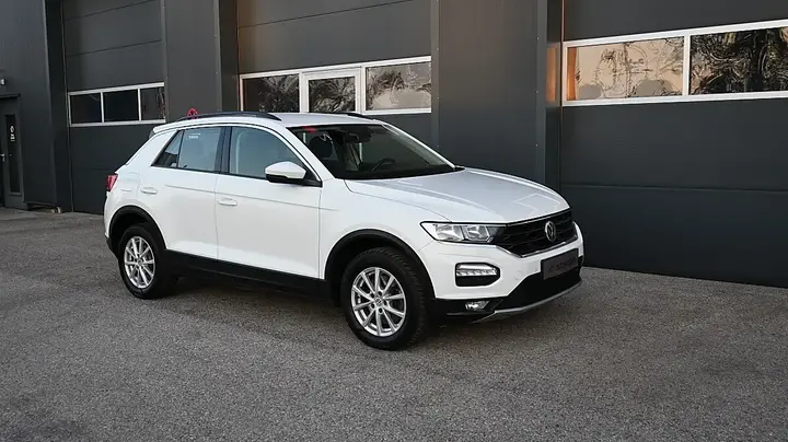 Volkswagen T-Roc 2020 photo 2