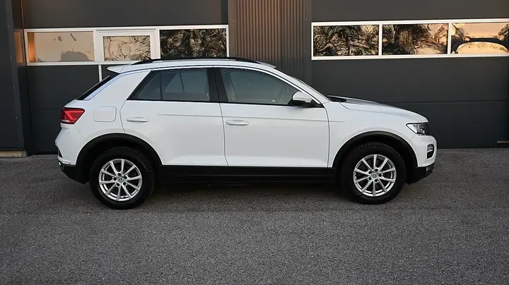 Volkswagen T-Roc 2020 photo 3