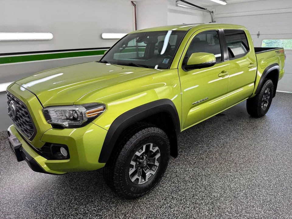 Toyota Tacoma 2023 photo 3