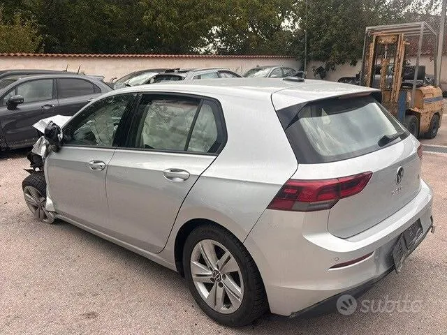 Volkswagen Golf 2023 photo 5