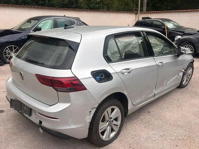 Volkswagen Golf 2023 photo 4