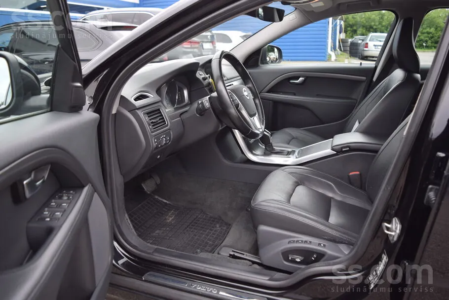 Volvo V70 2017 photo 3