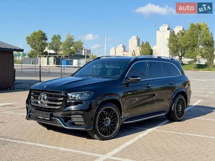 Mercedes-Benz Gls-Class 2021 photo 2
