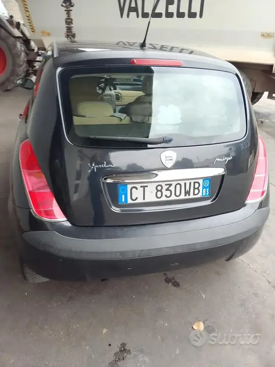 Lancia Ypsilon 2005 photo 3