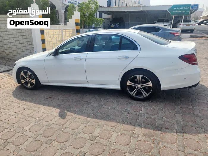 Mercedes-Benz E-Class 2017 photo 5