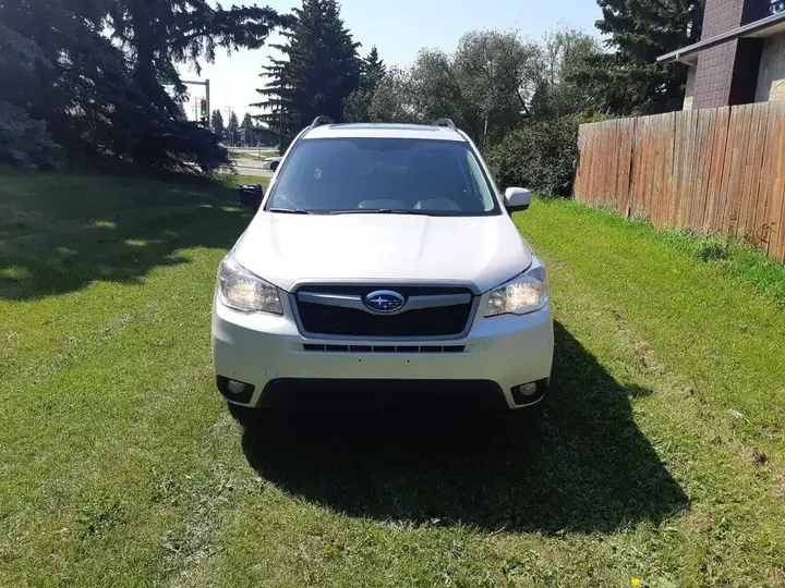 Subaru Forester 2015 photo 2
