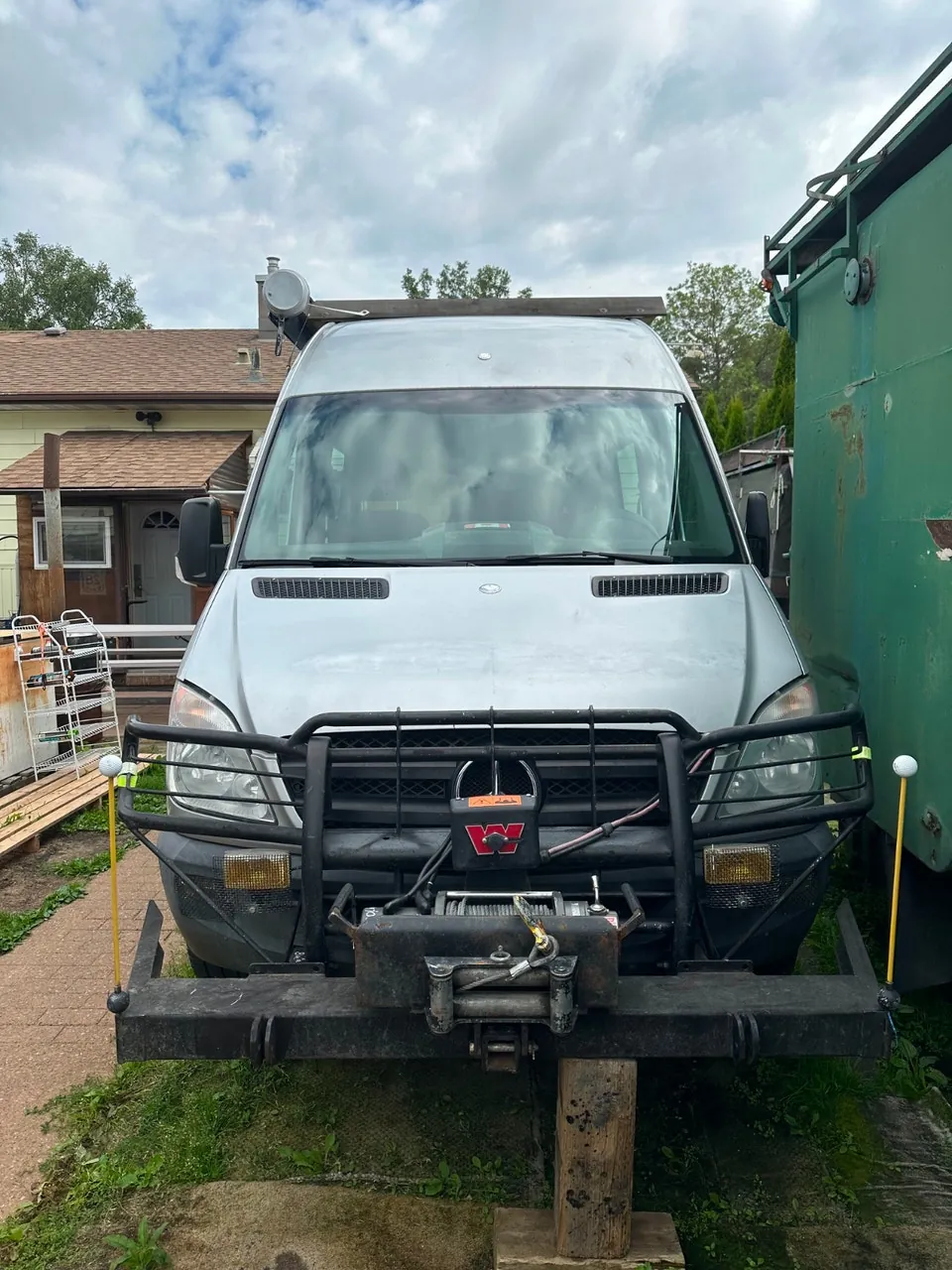 Mercedes-Benz Sprinter Van 2013 photo 2