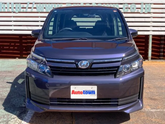 Toyota Vox 2016 photo 4