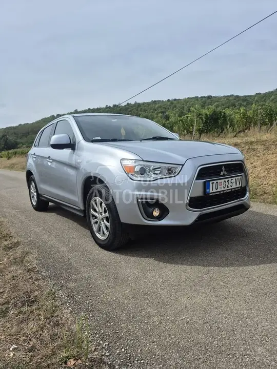 Mitsubishi Asx 2012 photo 3