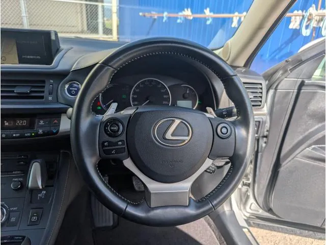 Toyota Ct200H 2014 photo 3