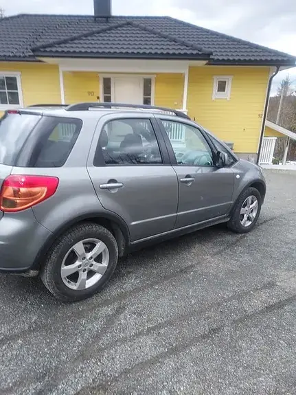 Suzuki Sx4 2012 photo 4
