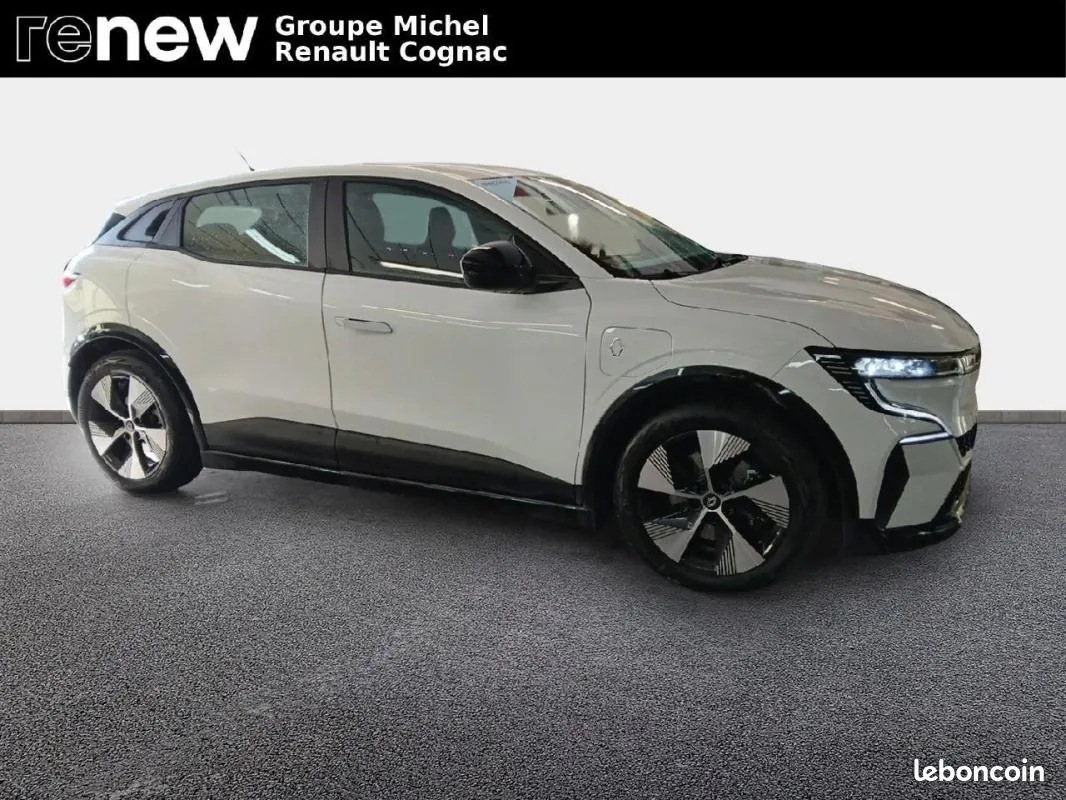 Renault Megane 2023 photo 4