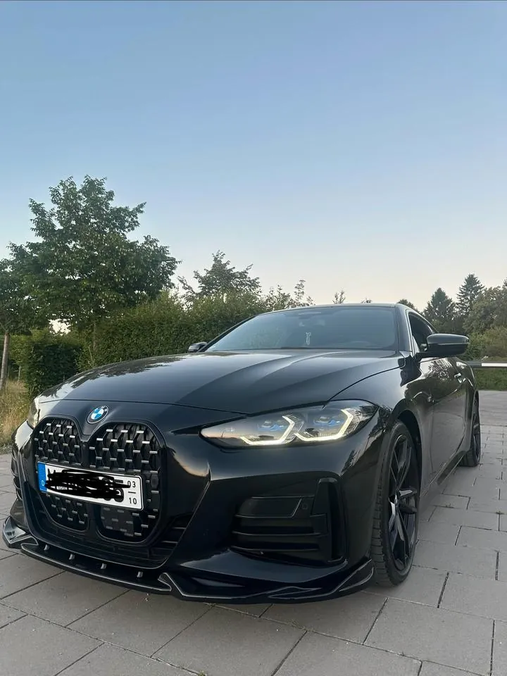 BMW M440I