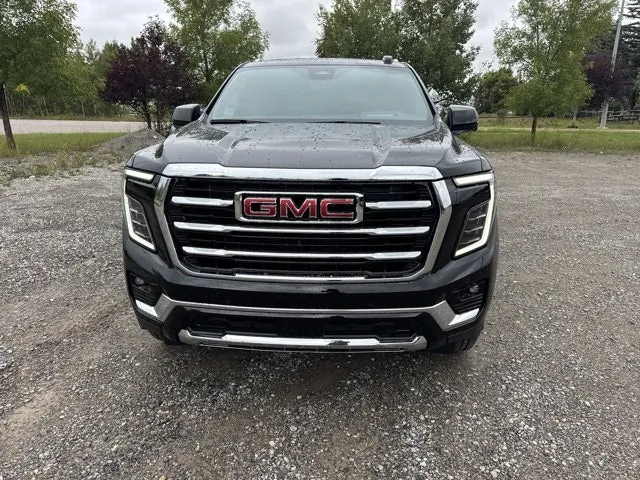 GMC Yukon Xl 2026 photo 3