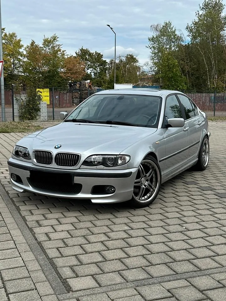 BMW E46 325I