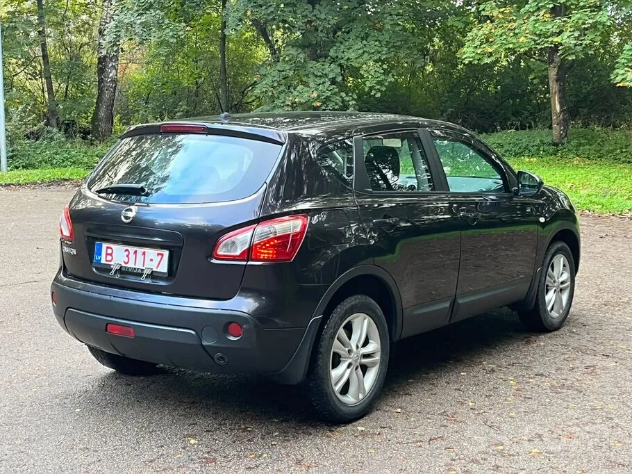 Nissan Qashqai 2013 photo 5