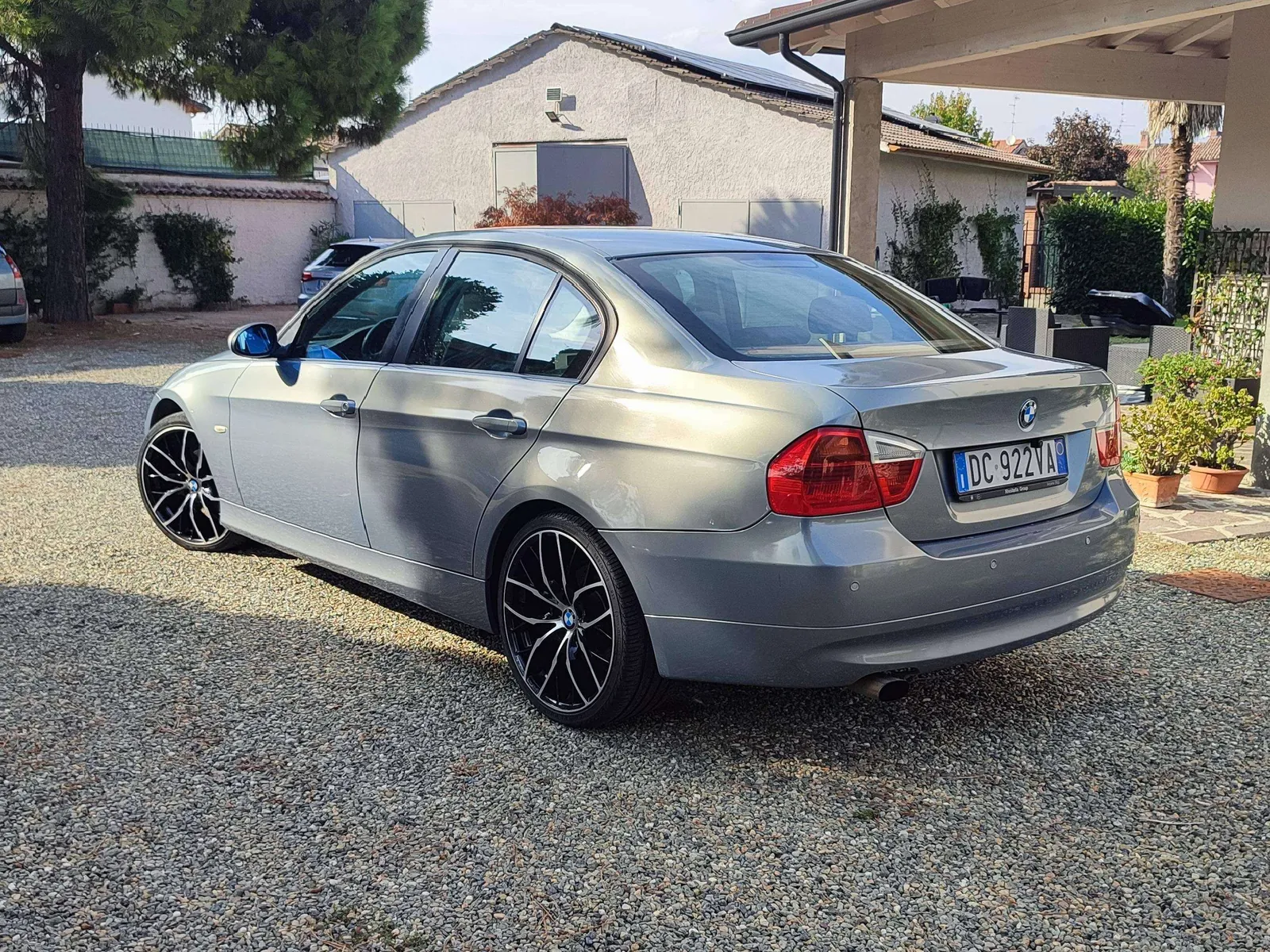 BMW 318 2006 photo 5