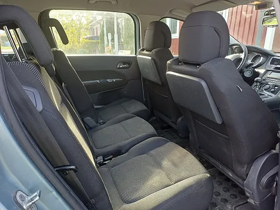 Peugeot 5008 2009 photo 2