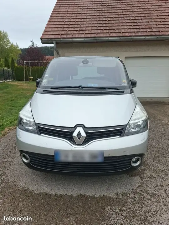 Renault Espace 2013 photo 2