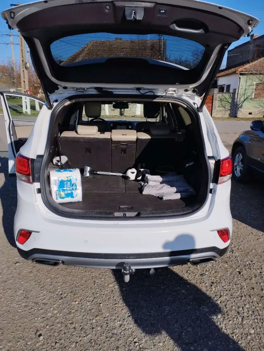 Hyundai Santa Fe 2017 photo 3