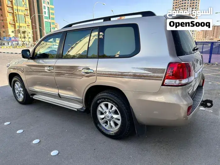 Toyota Land Cruiser 2009 photo 3