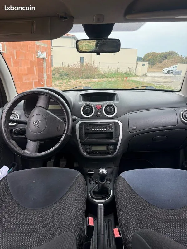 Citroen C3 2008 photo 3