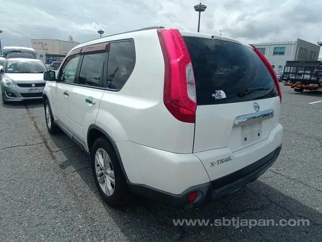 Nissan X-Trail 2011 photo 3