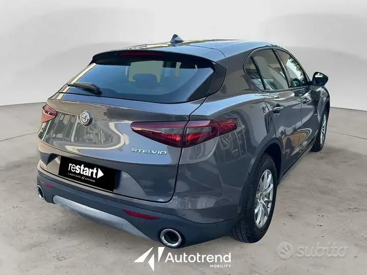 Alfa Romeo Stelvio 2020 photo 2