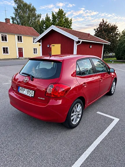 Toyota Auris 2008 photo 4