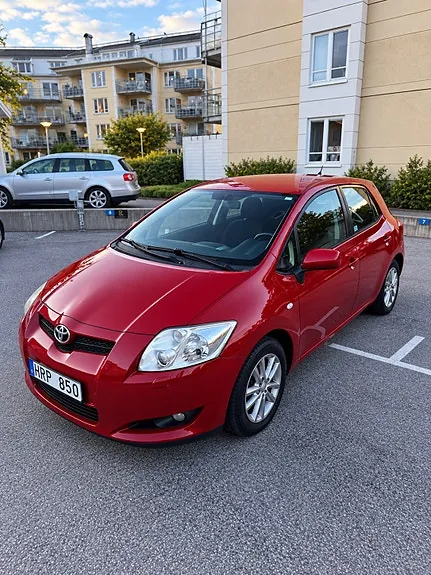 Toyota Auris 2008 photo 2