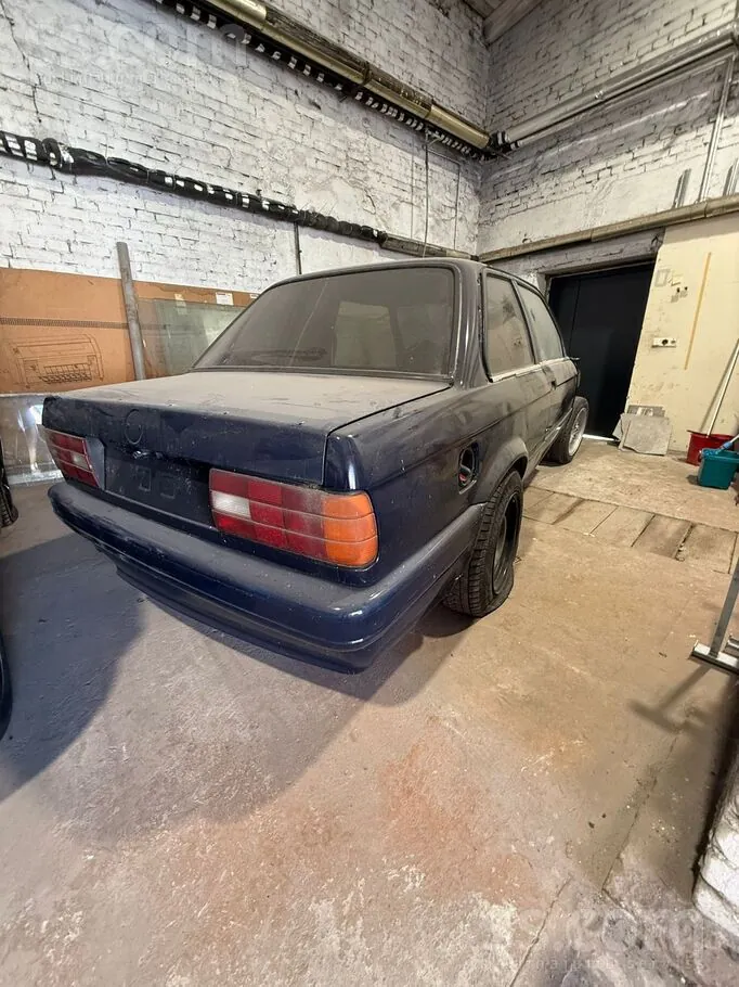 BMW 328 1989 photo 2